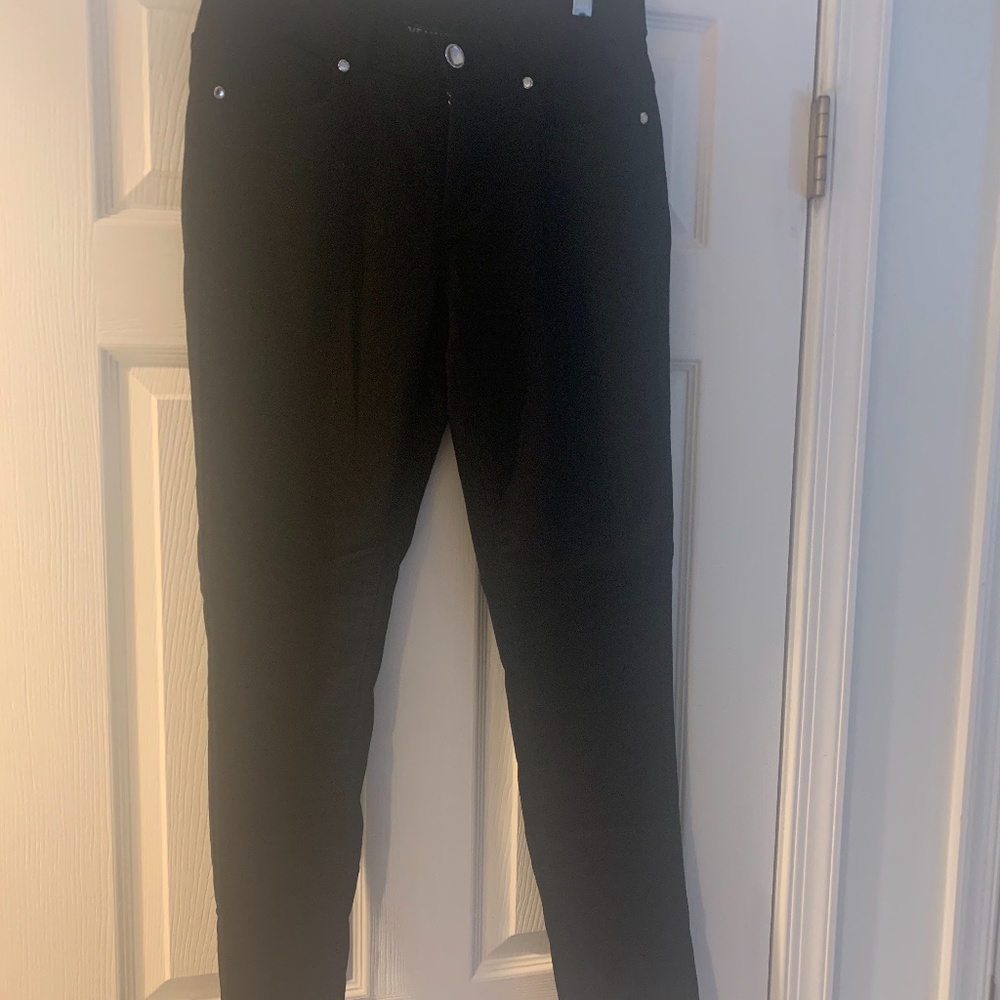 Black skinny jeans